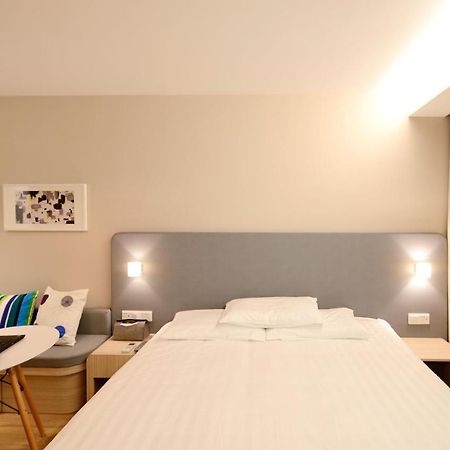 Grande Chambre Dans Charmante Maison Alsacienne Herrlisheim Eksteriør bilde